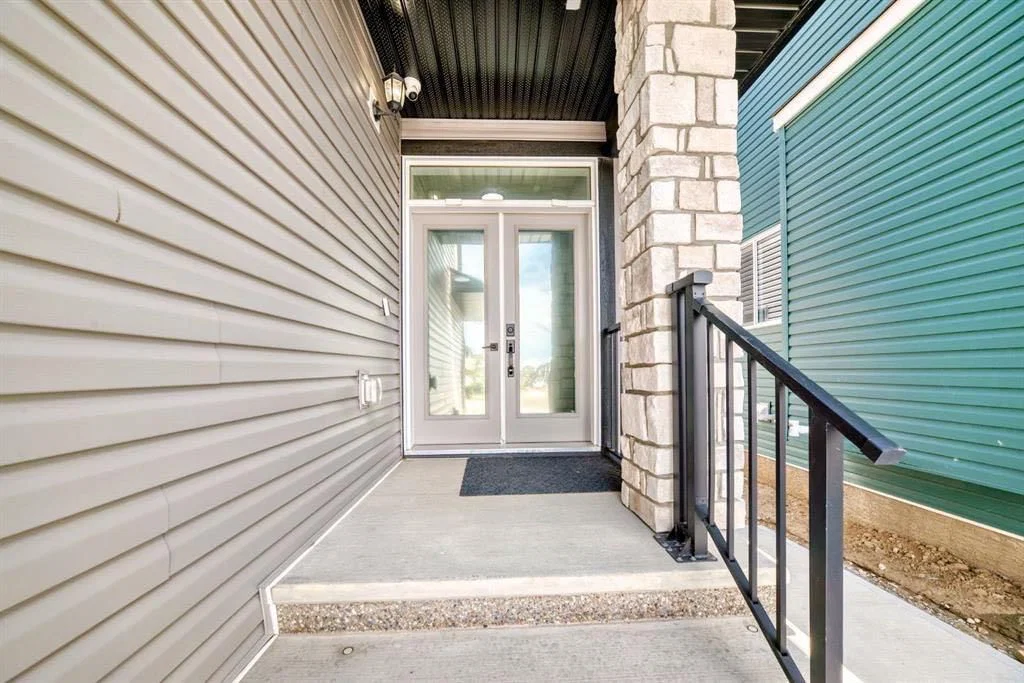 127 Saddlecrest Grove NE, Calgary — photo 3 of 45
