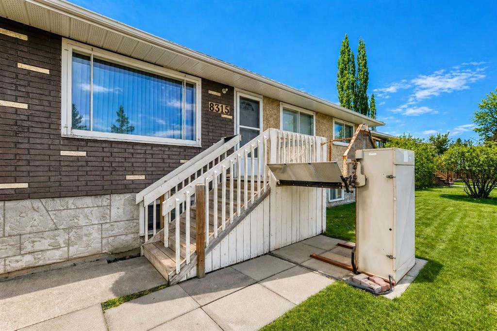 8315 Bowness Road NW, Calgary — photo 2 of 49