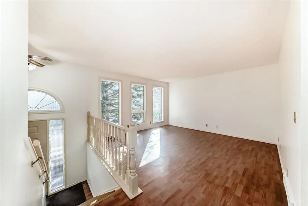 1515 Ranchlands Way NW, Calgary — photo 5 of 46