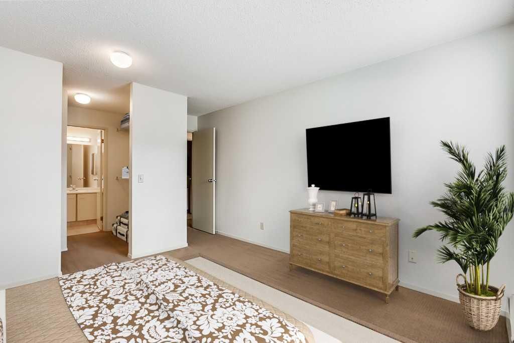 ., 1612 Edenwold Heights NW, Calgary — photo 5 of 23