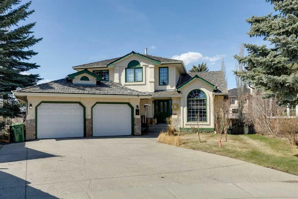 111 Scenic Ridge Court NW, Calgary — main listing photo