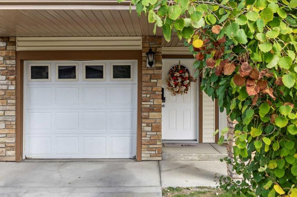 1, 164 Rockyledge View NW, Calgary — photo 4 of 30