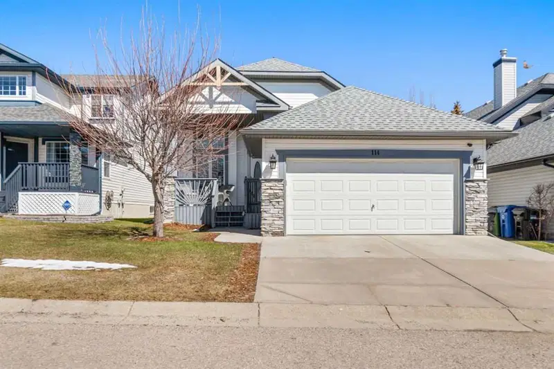 114 Rocky Ridge Green NW, Calgary — main listing photo