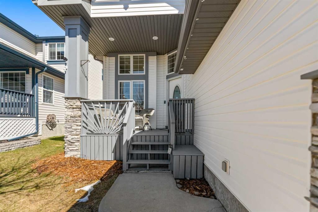 114 Rocky Ridge Green NW, Calgary — photo 3 of 41