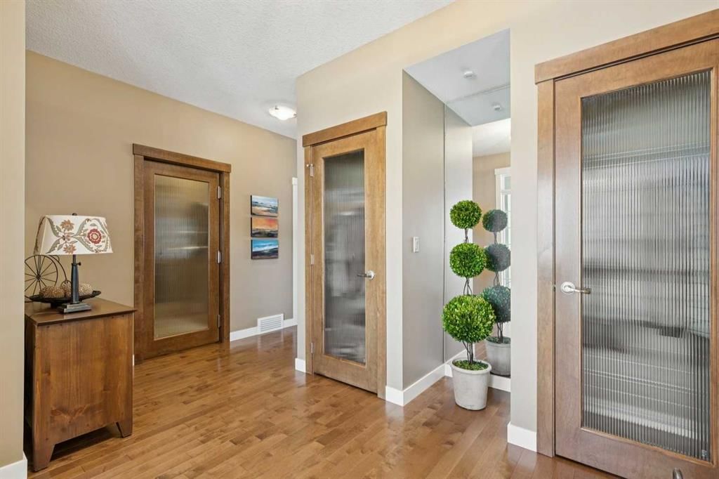 325 Evanspark Circle NW, Calgary — photo 2 of 34