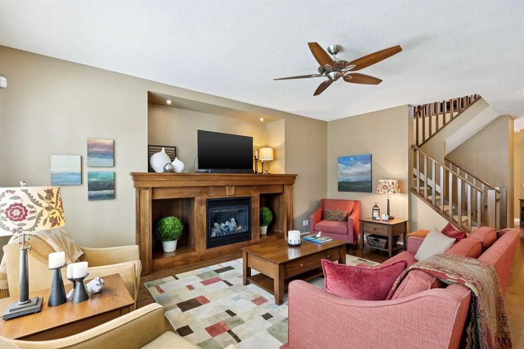 325 Evanspark Circle NW, Calgary — photo 5 of 34