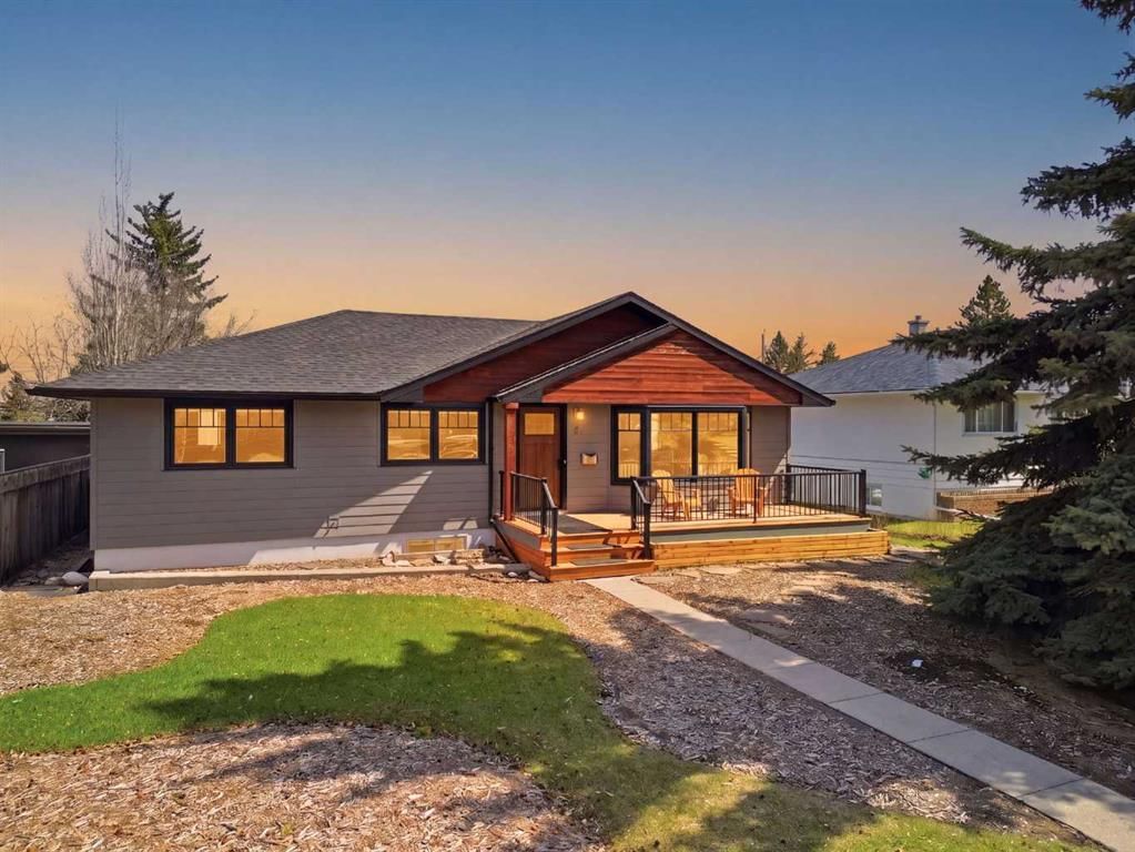 70 Wimbledon Crescent SW, Calgary — main listing photo