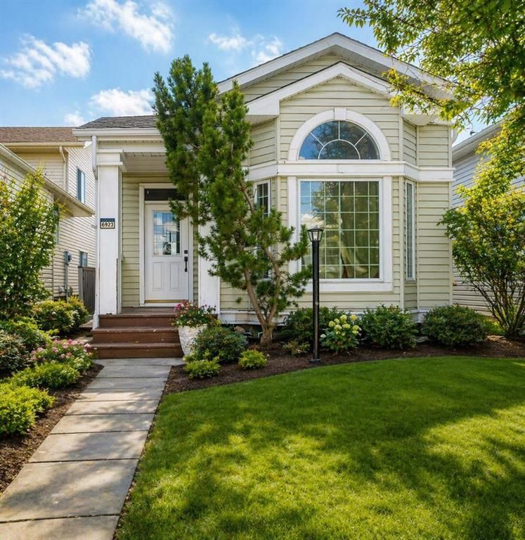 6923 Laguna Way NE, Calgary — main listing photo