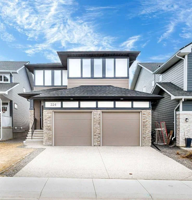 326 Crestmont Drive SW, Calgary — main listing photo