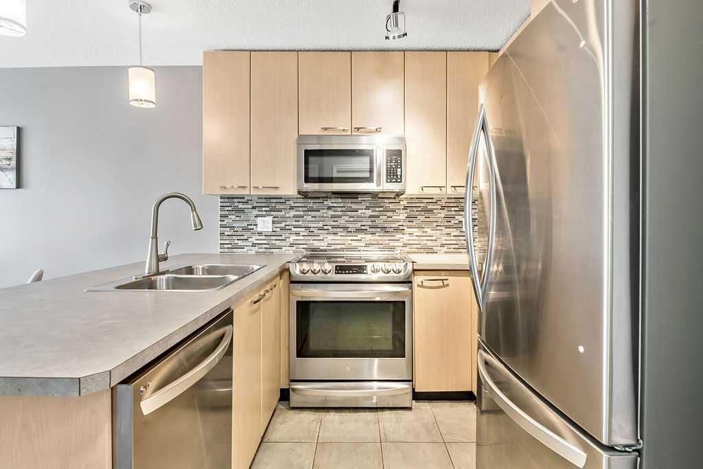 412, 5115 Richard Road SW, Calgary — photo 4 of 23