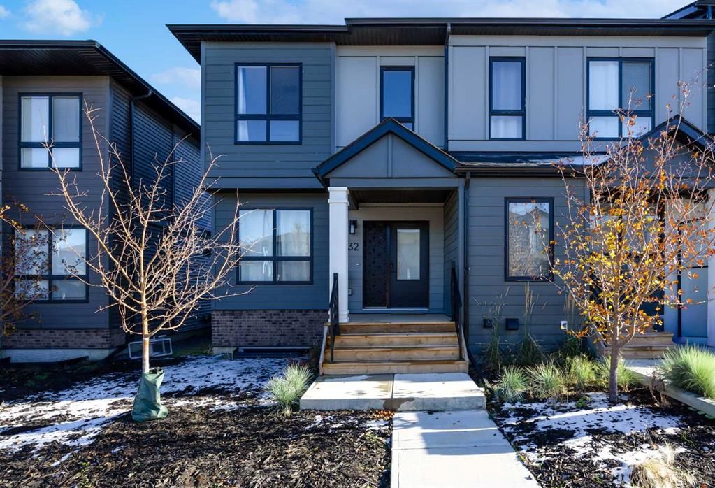 32 Silverton Glen Green SW, Calgary — main listing photo