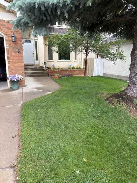 5 Woodmark Place SW, Calgary — photo 3 of 50