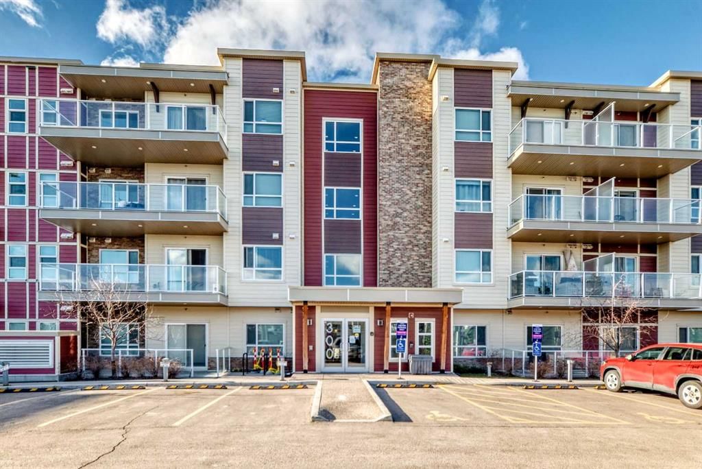 103, 300 Harvest Hills Place NE, Calgary — photo 3 of 39