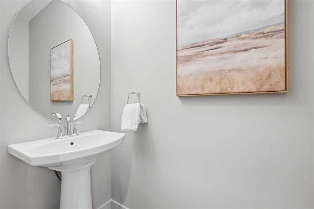 86 Panton View NW, Calgary — photo 5 of 49