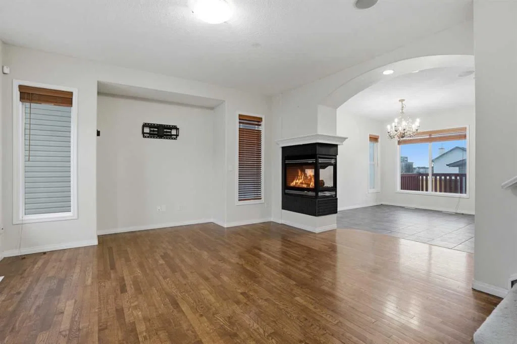 8 Taralake Way NE, Calgary — photo 4 of 50