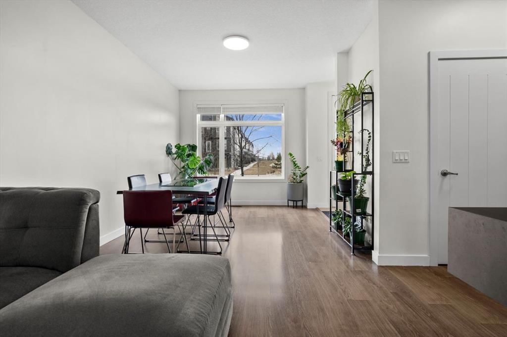 330 Redstone Boulevard NE, Calgary — photo 4 of 36