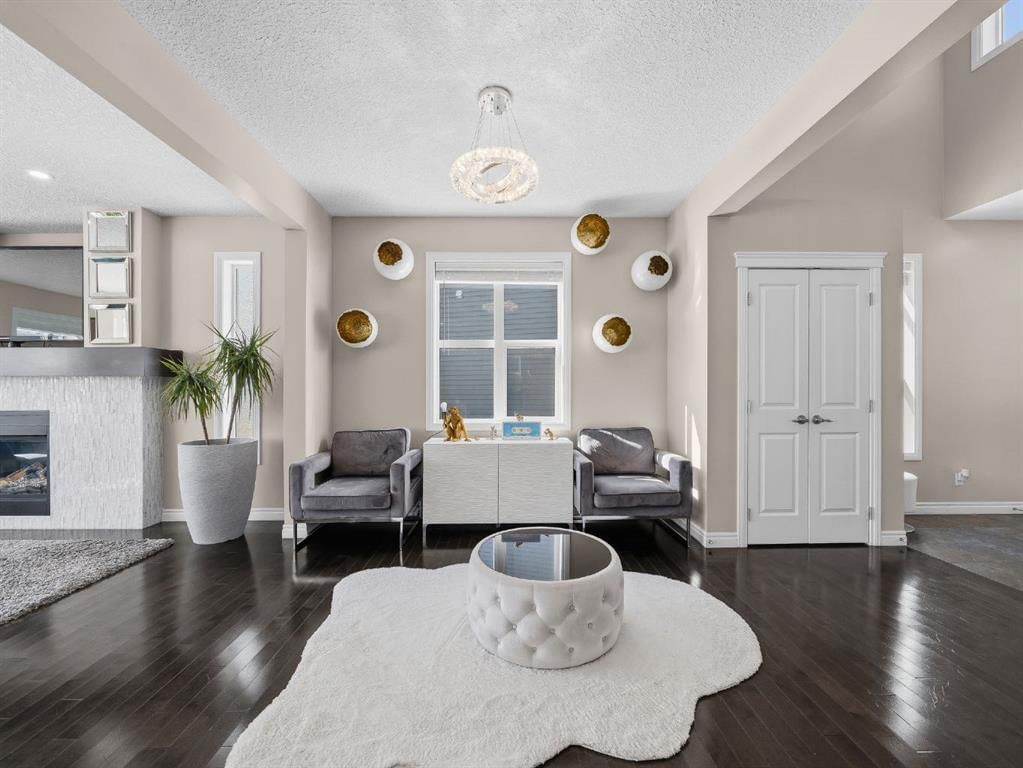91 Silverado Ridge Crescent SW, Calgary — photo 4 of 49