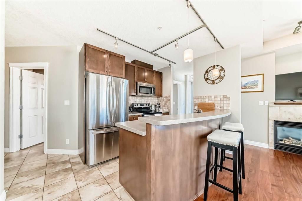 3506, 24 Hemlock Crescent SW, Calgary — photo 3 of 49
