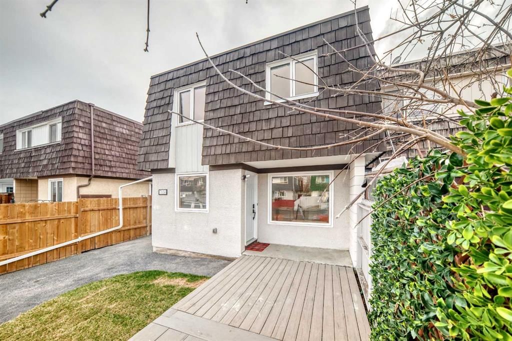 7634 24A Street SE, Calgary — photo 2 of 42
