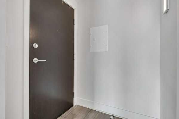 1801, 901 10 Avenue SW, Calgary — photo 4 of 40
