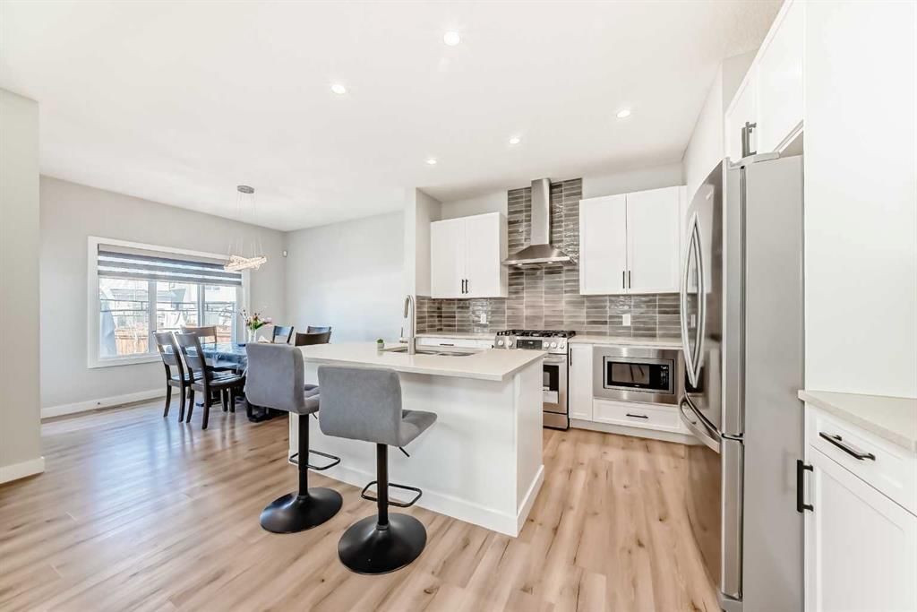 95 Cornerbrook Common NE, Calgary — photo 4 of 50