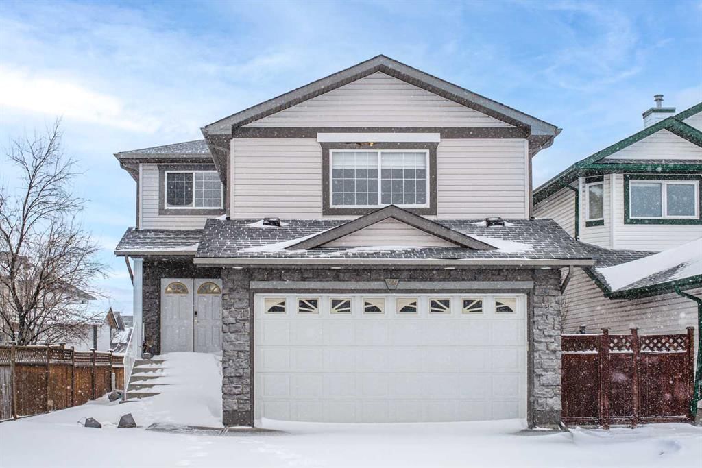 125 Coventry Crescent NE, Calgary — main listing photo