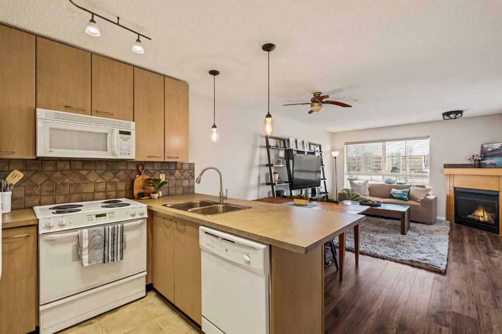 209, 5115 Richard Road SW, Calgary — photo 5 of 26