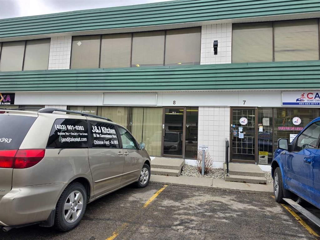 8, 3610 29 Street NE, Calgary — main listing photo