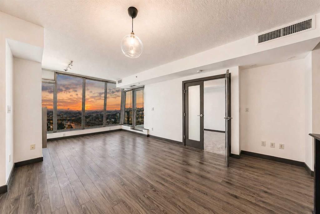 1902, 888 4 Avenue SW, Calgary — photo 3 of 48