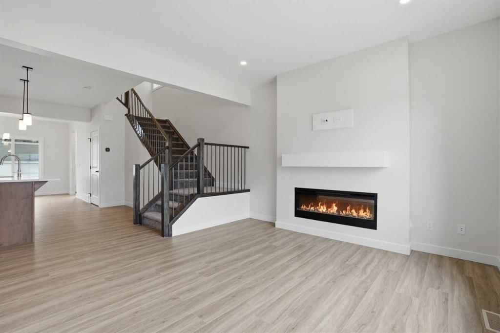 80 Buffaloberry Manor SE, Calgary — photo 2 of 29