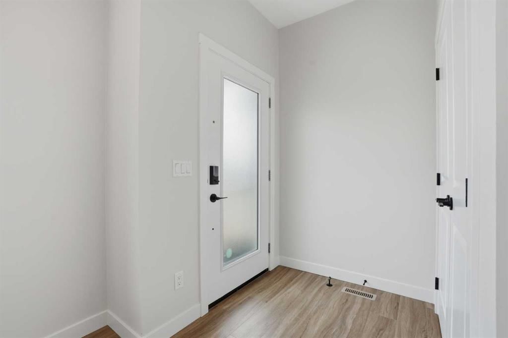 80 Buffaloberry Manor SE, Calgary — photo 4 of 29