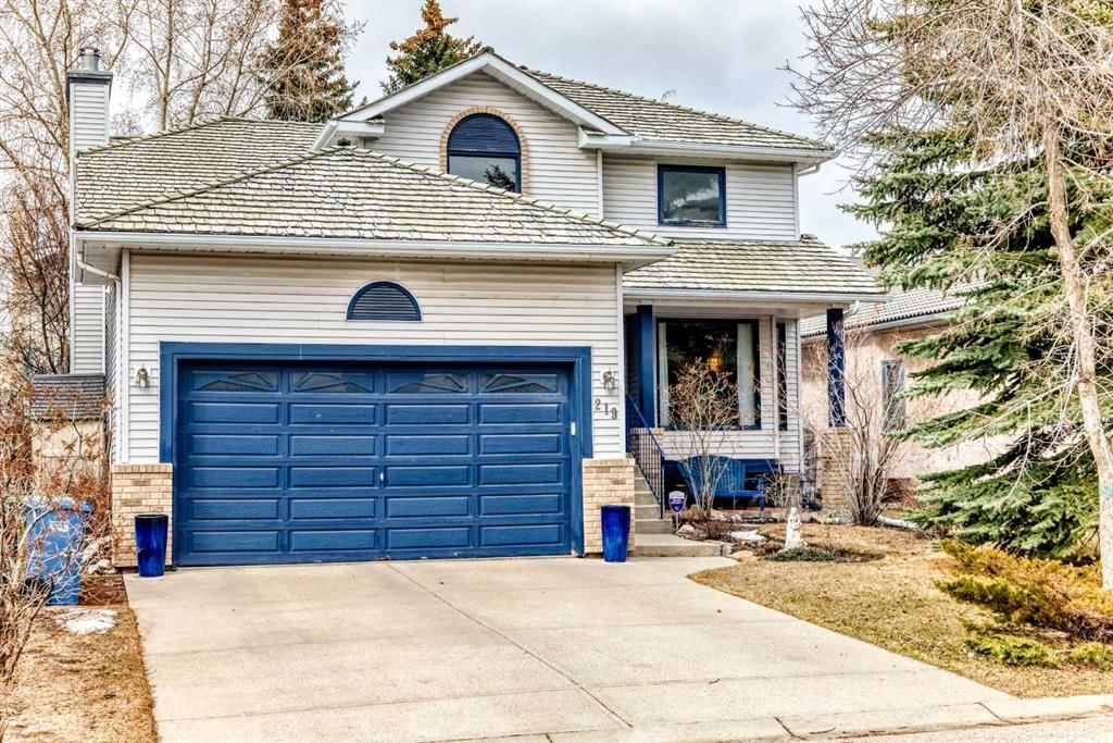 219 Hawkstone Close NW, Calgary — main listing photo