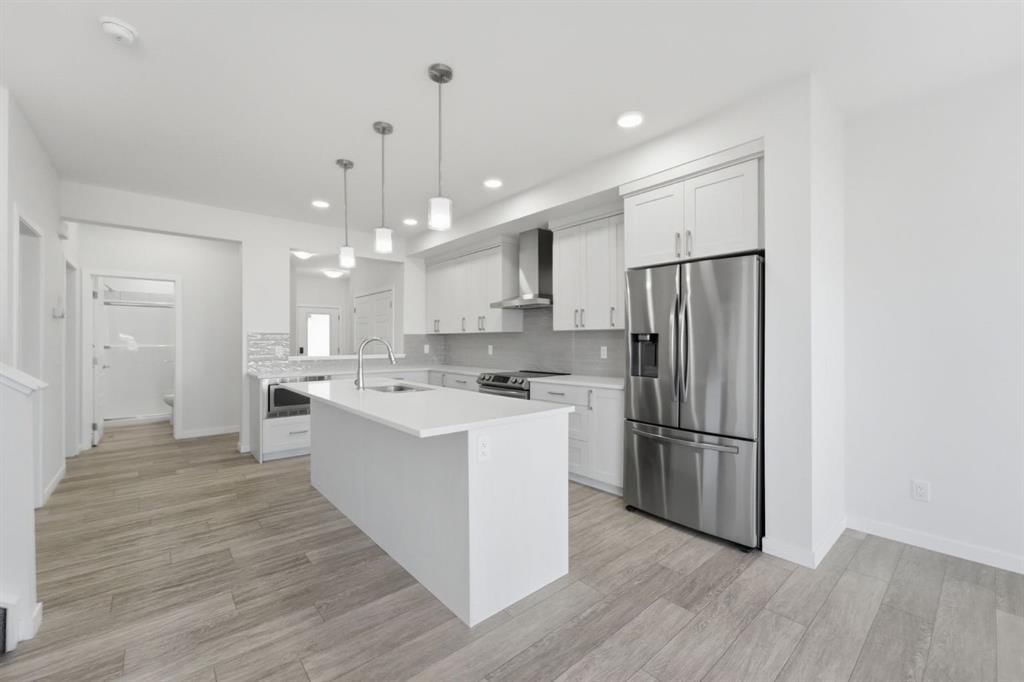 165 Savanna Passage NE, Calgary — photo 3 of 50