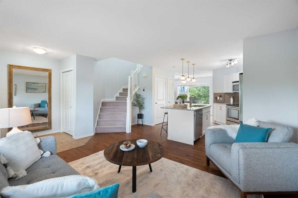 35 Walden Terrace SE, Calgary — photo 5 of 47