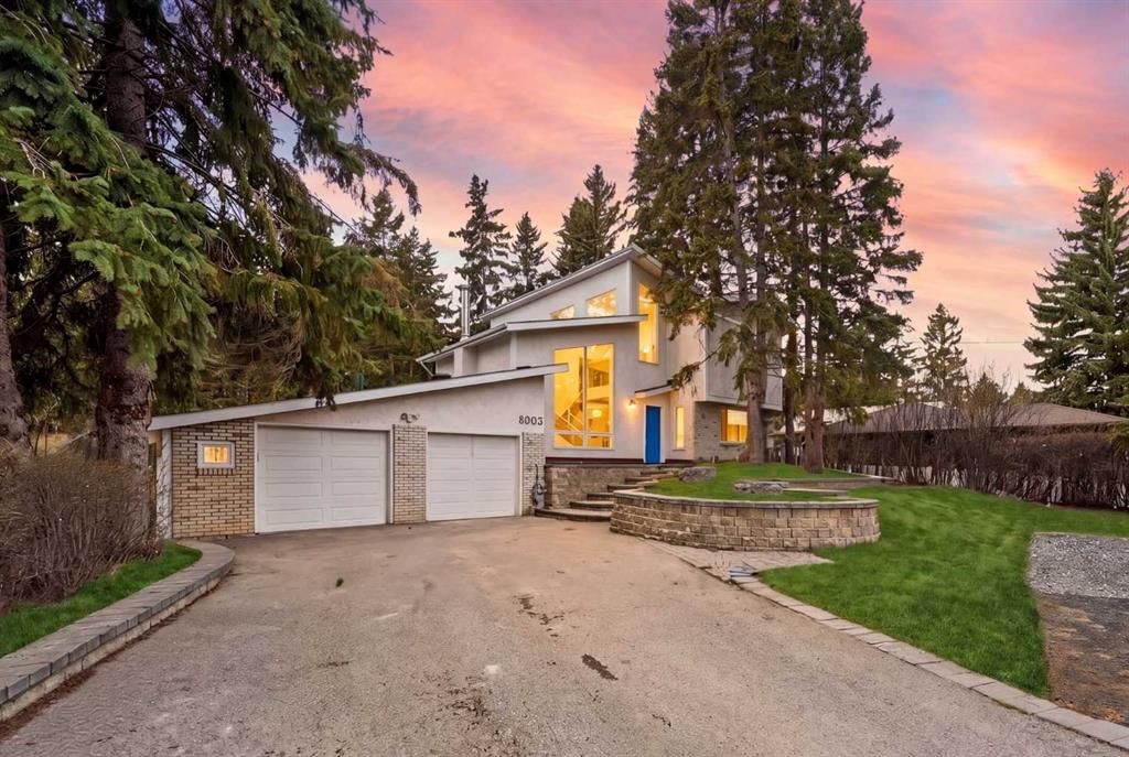 8003 33 Avenue NW, Calgary — main listing photo