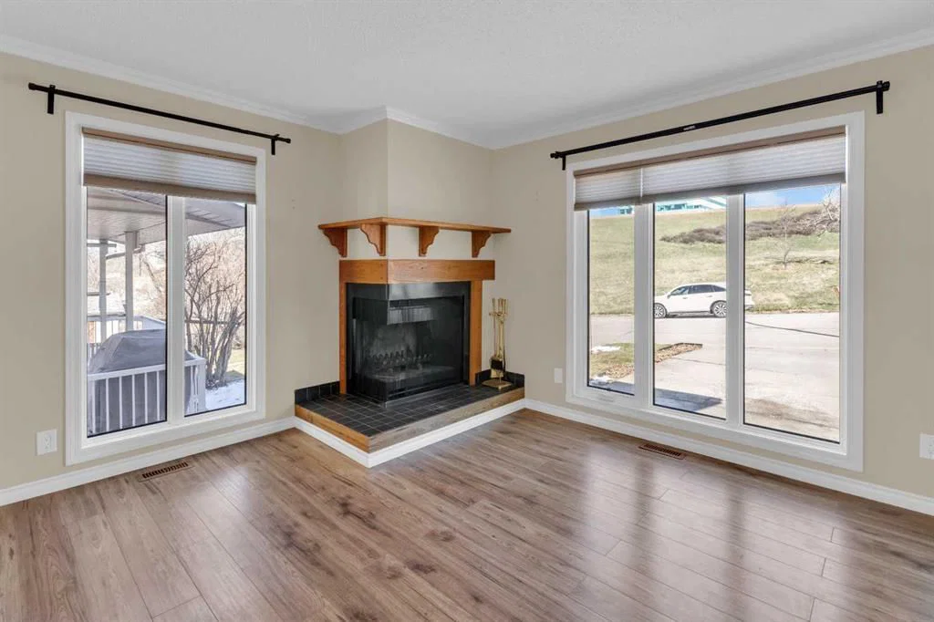 2537 9 Avenue SE, Calgary — recently sold home