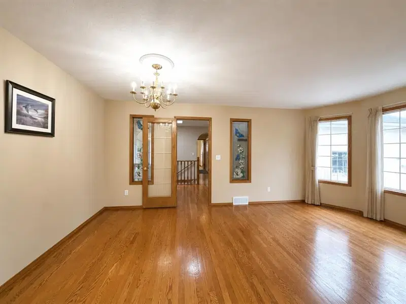 59 Edgebrook Circle NW, Calgary — photo 3 of 48