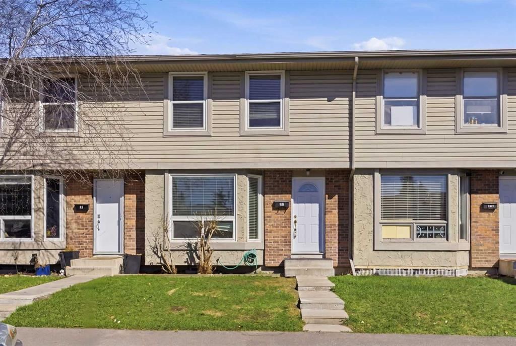 60, 123 Queensland Drive SE, Calgary — photo 4 of 38
