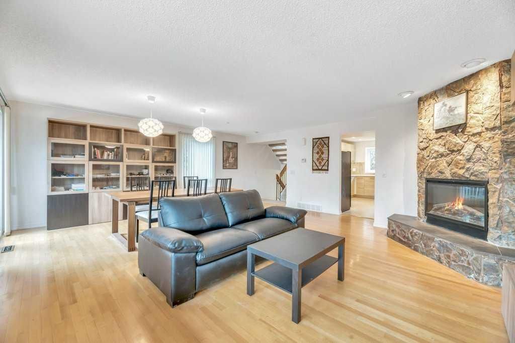 11, 700 Ranch Estates Place NW, Calgary — photo 3 of 34