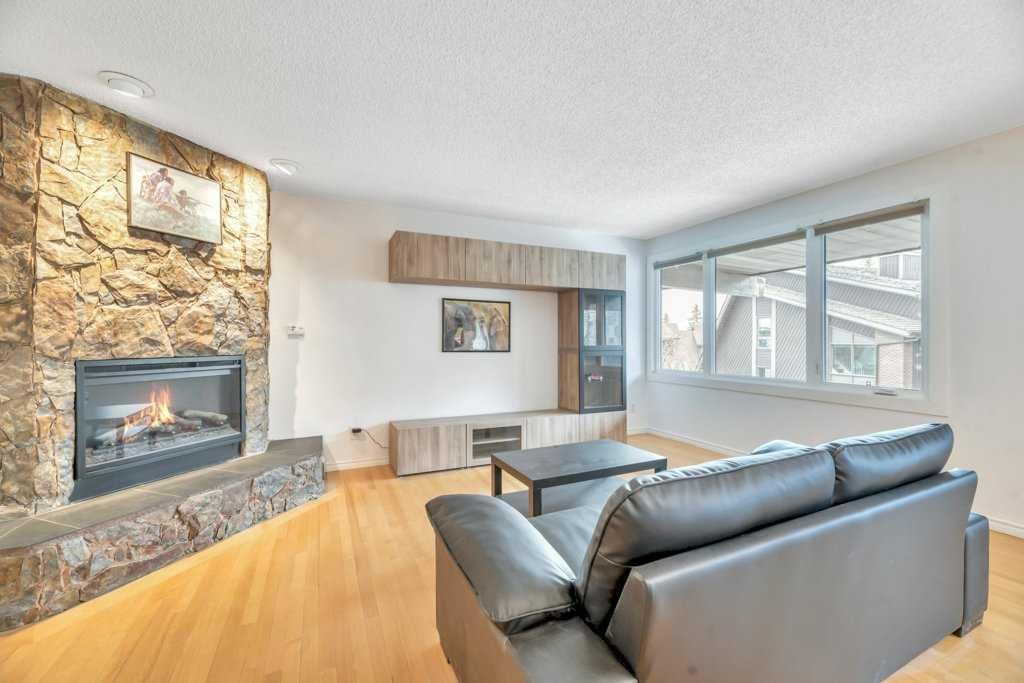 11, 700 Ranch Estates Place NW, Calgary — photo 4 of 34