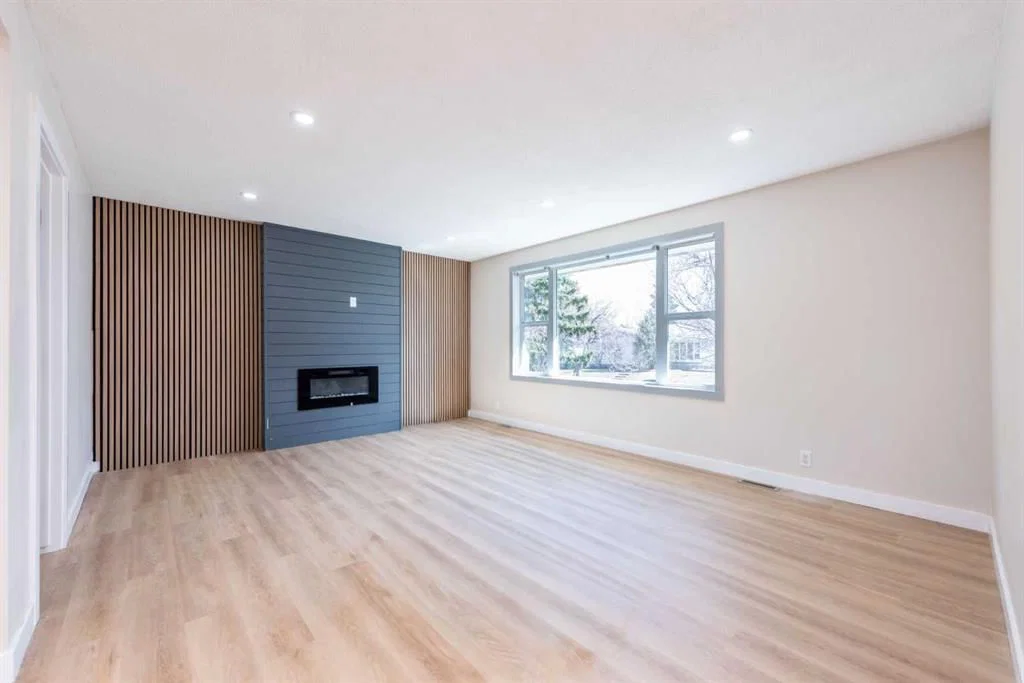 46 Marbrooke Circle NE, Calgary — photo 5 of 47
