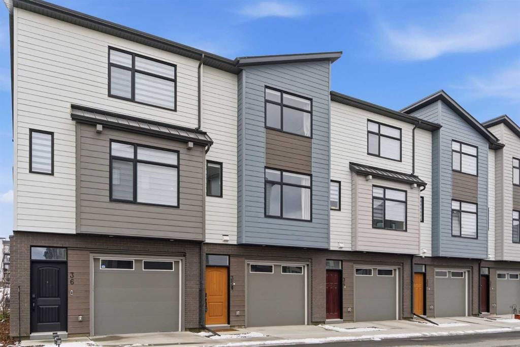 35, 903 Mahogany Boulevard SE, Calgary — main listing photo