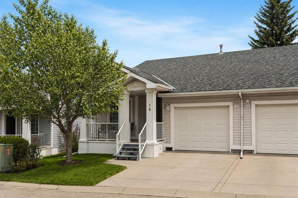 16 Douglasview Park SE, Calgary — main listing photo