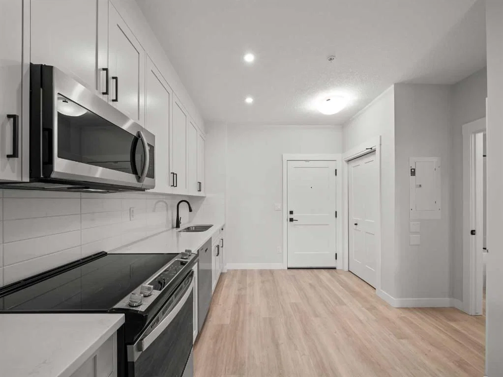 4309, 200 Seton Circle SE, Calgary — photo 4 of 23