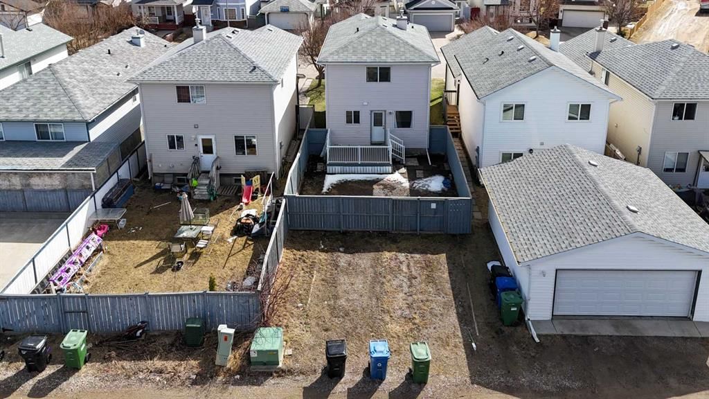 41 Los Alamos Crescent NE, Calgary — photo 3 of 24