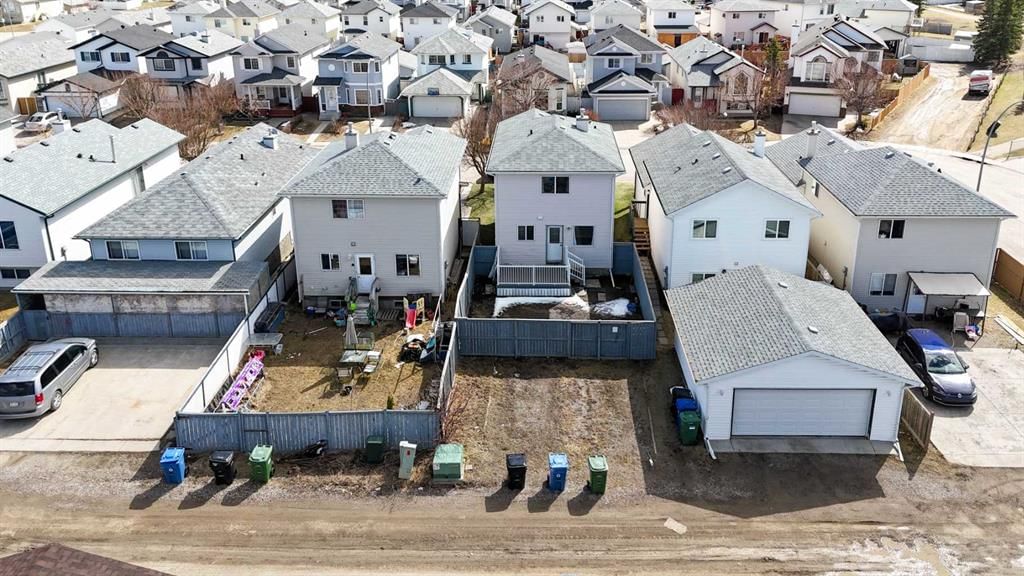41 Los Alamos Crescent NE, Calgary — photo 4 of 24