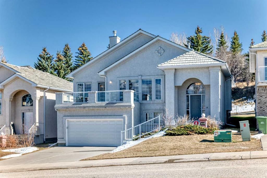 92 Hamptons Drive NW, Calgary — main listing photo