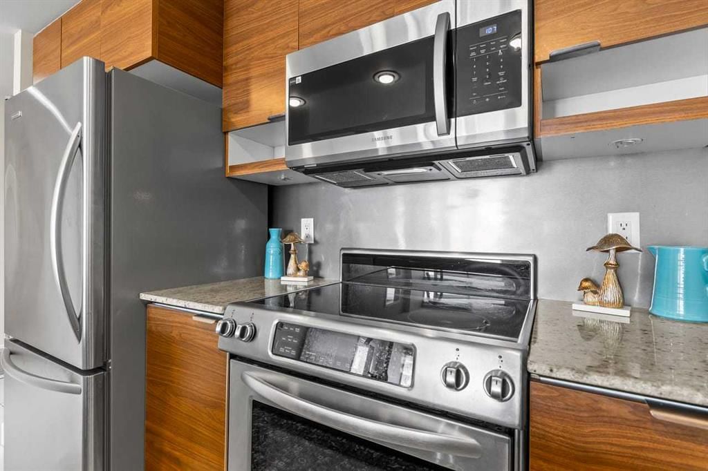 805, 1110 11 Street SW, Calgary — photo 5 of 36
