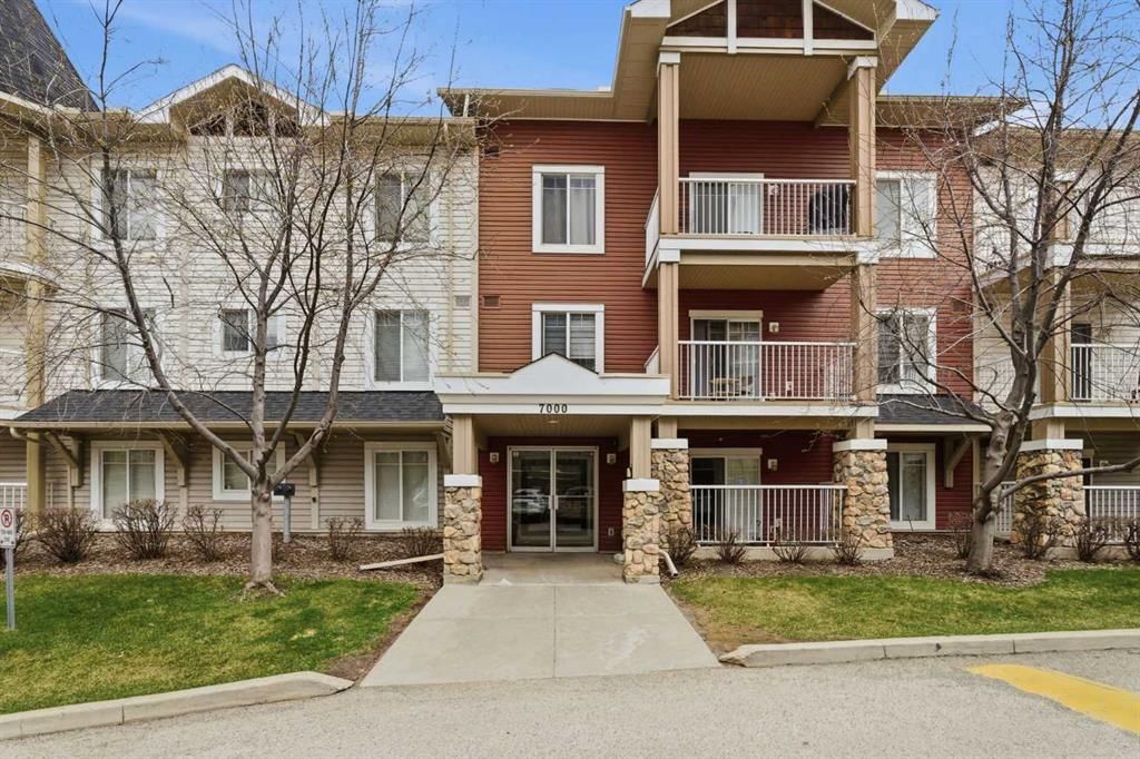 7206, 70 Panamount Drive NW, Calgary — photo 2 of 27