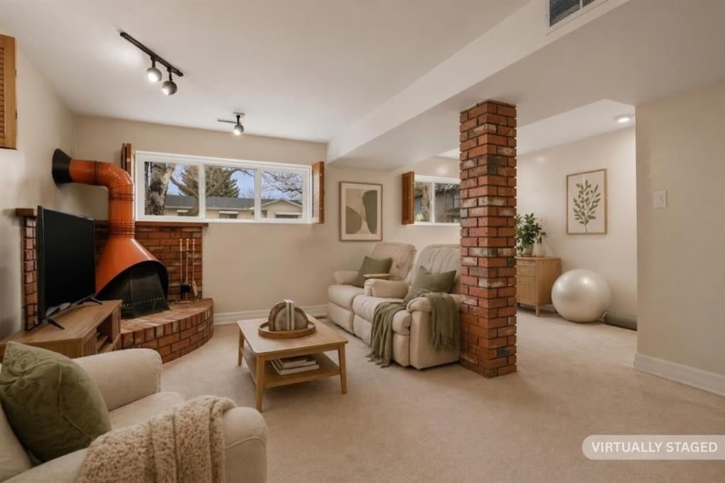 3816 Brighton Drive NW, Calgary — photo 4 of 39